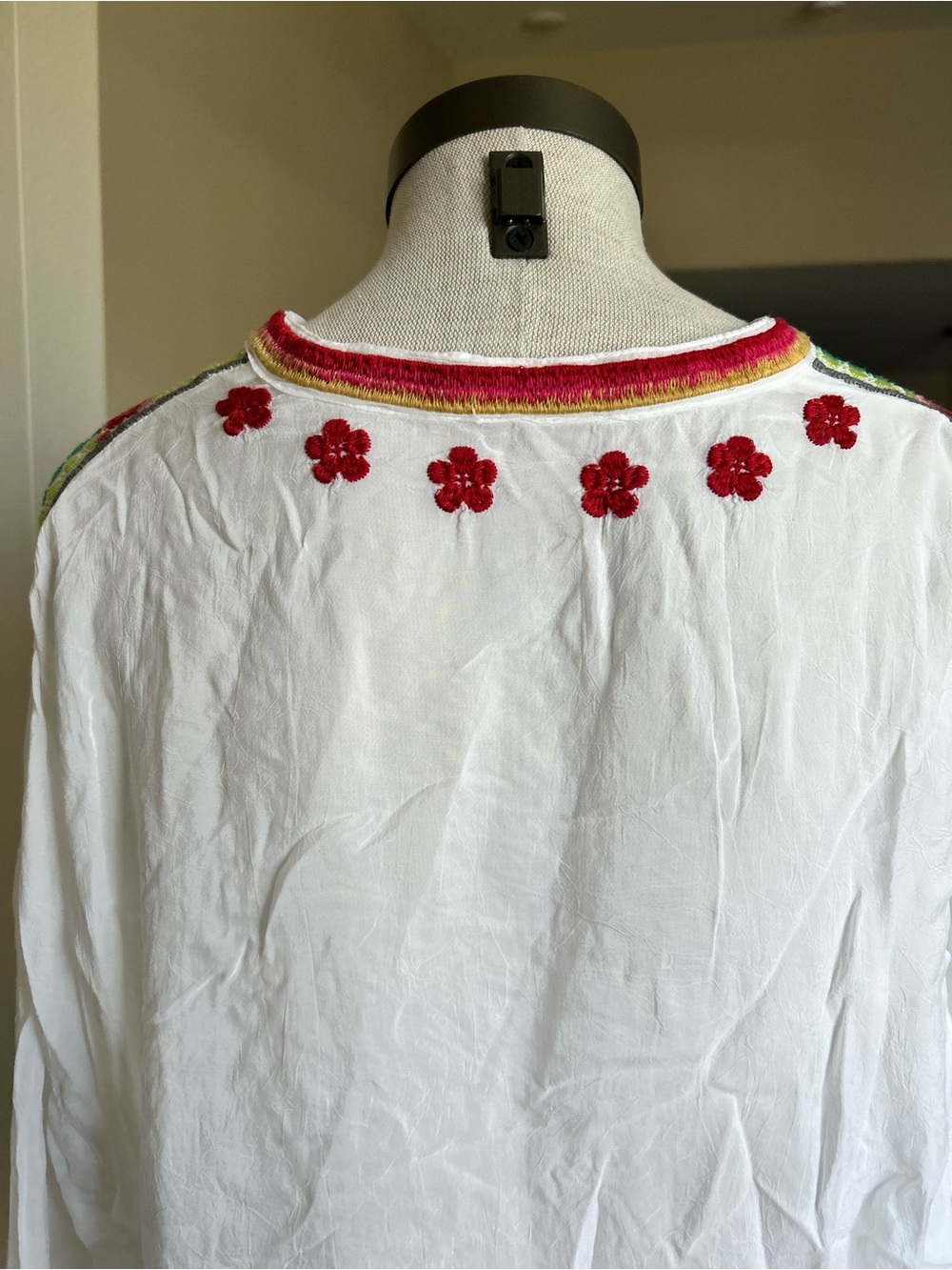 Johnny Was White Embroidered V-Neck Tunic with Multicolor Floral Detail - Picture 5 of 11